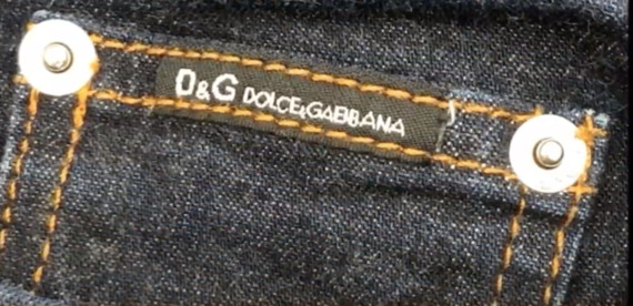 Одежда Dolce Gabbana – как распознать подделку